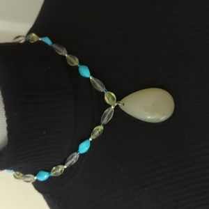 Turquoise & clear beaded stretch necklace